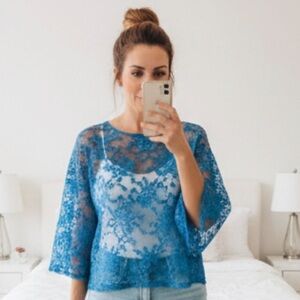 Francesca's Sheer Floral Lace Top Dolman Sleeve Neon Blue Small